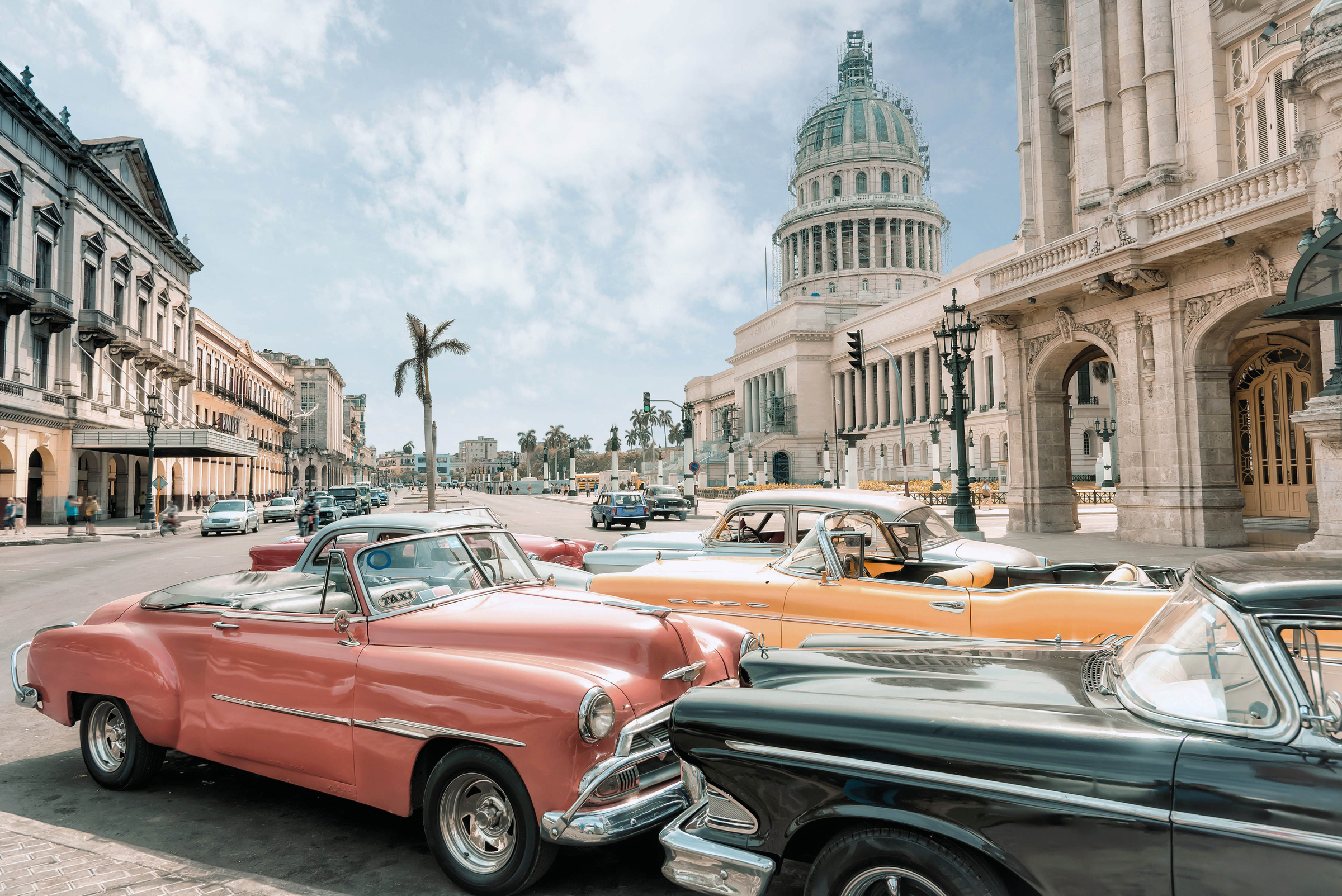 oldtimer taxi cars parking in front of Capitol in Havanna